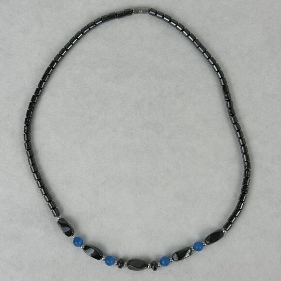 Hematite and Blue Beaded Necklace With Barrel Clasp Unisex 18 Inches Long - Picture 3 of 9
